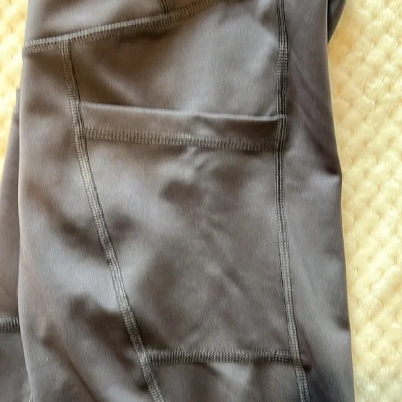 90 degree leggings with pockets - Picture 3 of 4